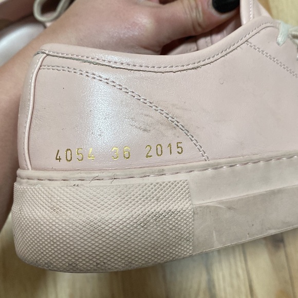 COMMON PROJECTS BLUSH SNEAKERS - Picture 7 of 9